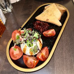 Fire and Oak - Burrata appetizer