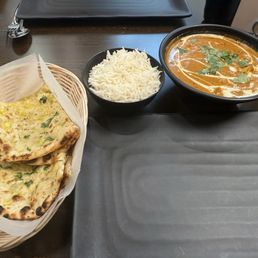Veggie Veg Curry Combo with Paneer Butter Masala (Veg) and Garlic Naan Veggie Veg Curry Combo with Paneer Butter Masala (Veg) and Garlic Naan