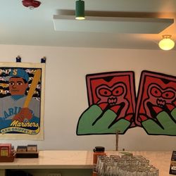 Love the artwork. Eagle eye Mikkeller and/or baseball card collectors might recognize the left side of the wall...
