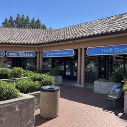 Hospice Foundation & Vna Thrift Store