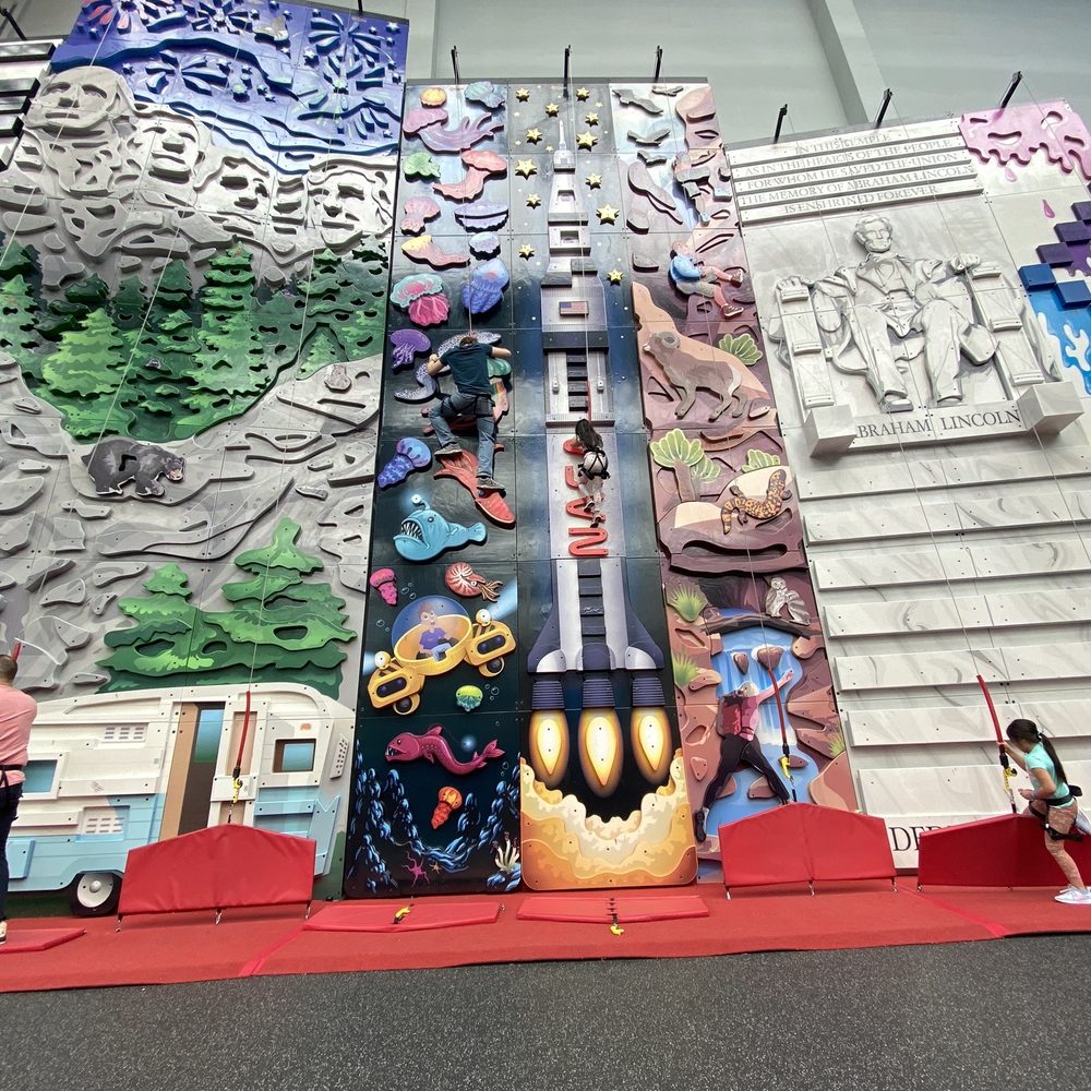 ClimbZone - Climbing Near Me - Bloomington, Minnesota