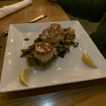 Brown Dog Cafe - Scallops - Cocktail Bars Near Me - Blue Ash, Ohio Brown Dog Cafe - Scallops - Cocktail Bars Near Me - Blue Ash, Ohio