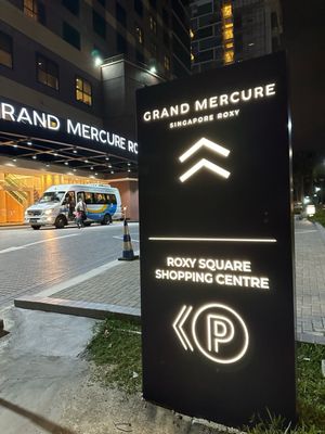 Grand Mercure Singapore Roxy by null