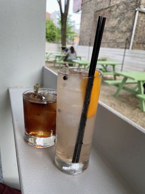 Central Park Bar by null