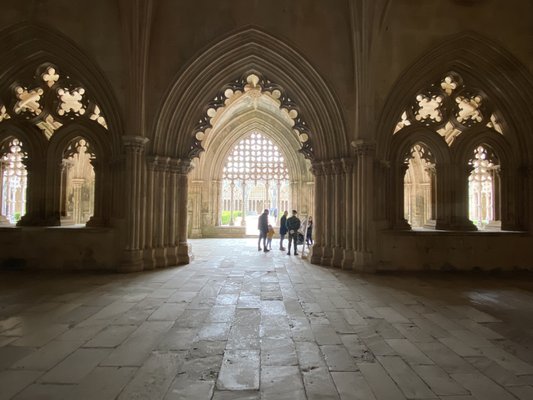 Batalha Monastery by null