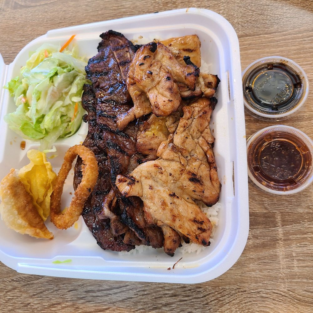 Teriyaki Plus - Grilled Teriyaki Chicken with Beef Short Ribs comes rice, salad, potstickers with teriyaki sauce and chili sauce - Japanese Near Me - Chatsworth, California Teriyaki Plus - Grilled Teriyaki Chicken with Beef Short Ribs comes rice, salad, potstickers with teriyaki sauce and chili sauce - Japanese Near Me - Chatsworth, California
