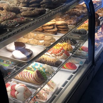 Beascakes Bakery - Bakeries Near Me - Armonk, New York