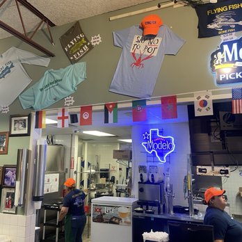 Flying Fish - order area - Seafood Near Me - Arlington, Texas