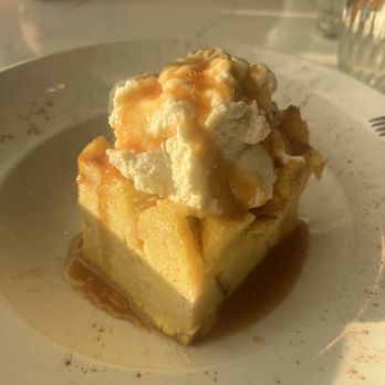 Filberts Farmhouse Kitchen - Bread pudding - New American Near Me - Aurora, Oregon Filberts Farmhouse Kitchen - Bread pudding - New American Near Me - Aurora, Oregon