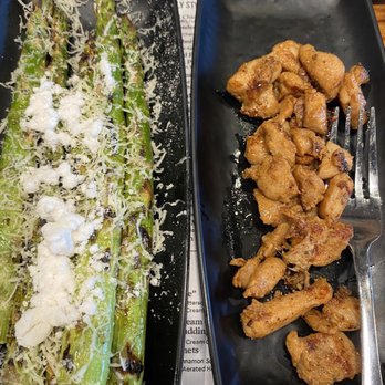 Dos Olivos Market Harlingen - Asparagus and a side of grilled chicken - Wine Bars Near Me - Harlingen, Texas Dos Olivos Market Harlingen - Asparagus and a side of grilled chicken - Wine Bars Near Me - Harlingen, Texas