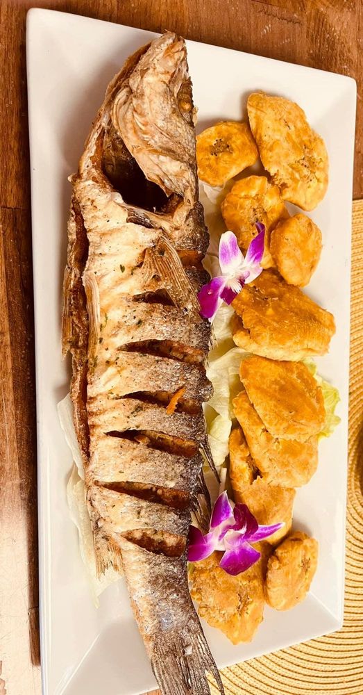 La Casita de Manta Logo