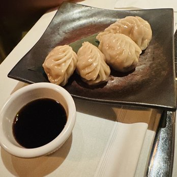 Sei Less - Steamed Chicken Dumplings (4) - Chinese Near Me - New York, New York Sei Less - Steamed Chicken Dumplings (4) - Chinese Near Me - New York, New York