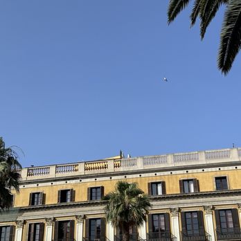 Plaça Reial - Public Plazas Near Me - Barcelona, B