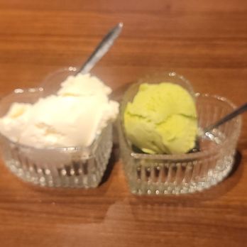 Hachikawa Sushi - Vanilla and green tea ice cream - Japanese Near Me - Queens, New York Hachikawa Sushi - Vanilla and green tea ice cream - Japanese Near Me - Queens, New York