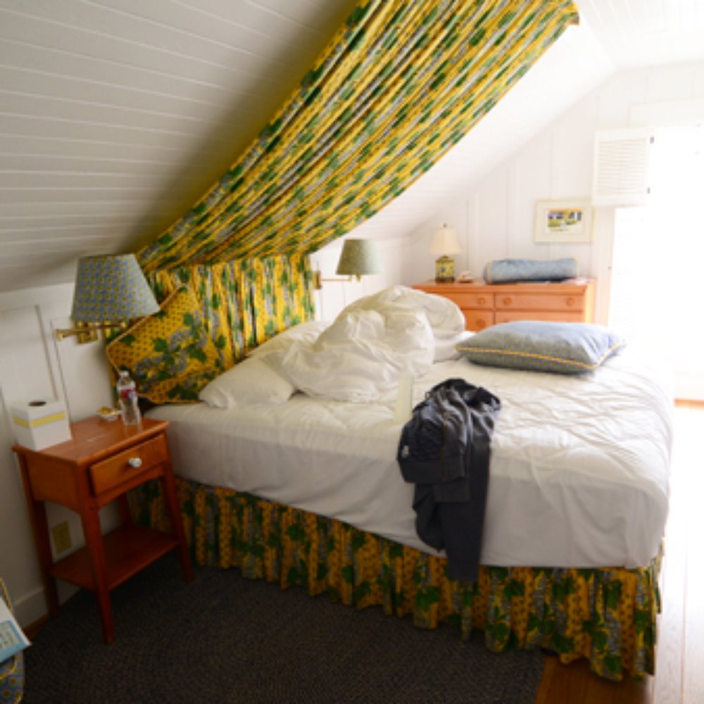 Sea View Inn - Room #4 before checking out - Hotels Near Me - Carmel, California