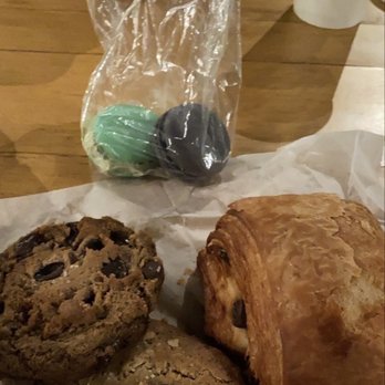 Macaron Parlour - Bakeries Near Me - New York, New York