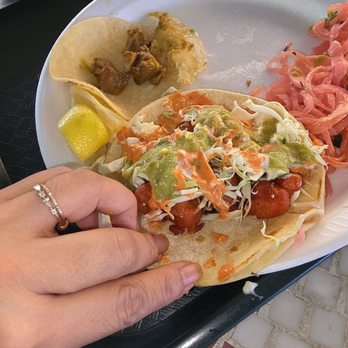 Los Tacos De Huicho - Mexican Near Me - Bakersfield, California