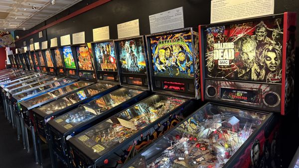 Pacific Pinball Museum by null