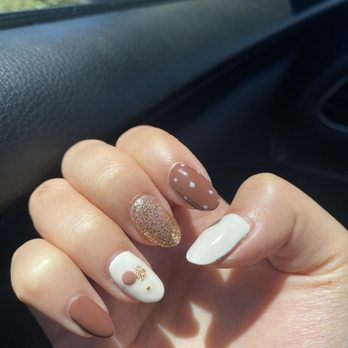 Nail J - Nail Salons Near Me - Buena Park, California