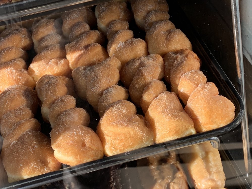 WINCHELL’S DONUTS Updated July 2024 93 Photos & 40 Reviews 6333 E