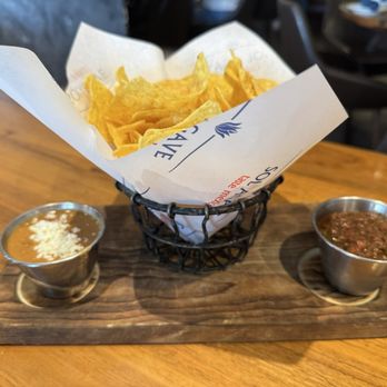 Sol Agave - Chips, salsa and bean dip - New Mexican Cuisine Near Me - Los Angeles, California Sol Agave - Chips, salsa and bean dip - New Mexican Cuisine Near Me - Los Angeles, California