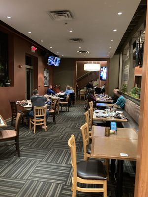 Tavern On South by null