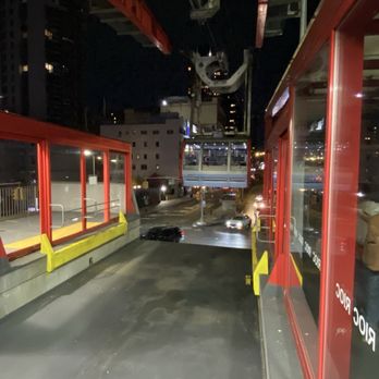 Roosevelt Island Tramway - Public Transportation Near Me - New York, New York Roosevelt Island Tramway - Public Transportation Near Me - New York, New York