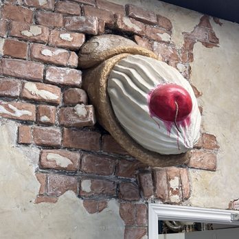 The Big Cannoli - The Big Cannoli - Bakeries Near Me - Vaughan, Ontario