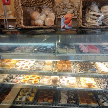 oasys bakery - a variety of pastries in a display case - Bakeries Near Me - Miami Gardens, Florida oasys bakery - a variety of pastries in a display case - Bakeries Near Me - Miami Gardens, Florida