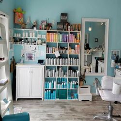 Cutting Edge Hair Salon