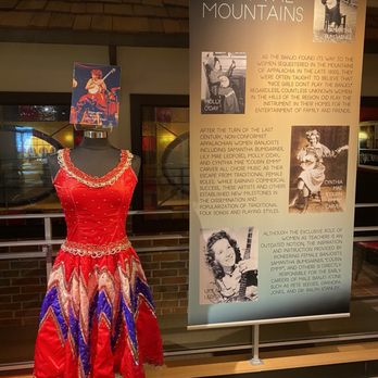 American Banjo Museum - Museums Near Me - Oklahoma City, Oklahoma