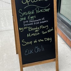 River House Kitchen & Drinks - Coming back later for Elk Chili!