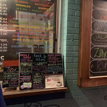 Amy's Ice Creams - Ice Cream & Frozen Yogurt Near Me - Austin, Texas