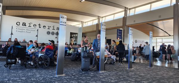 Sacramento International Airport by null