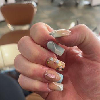 Vivi Nails - Massage Near Me - Riverhead, New York