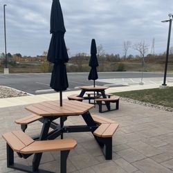 Aquila Coffee - Outdoor seating options