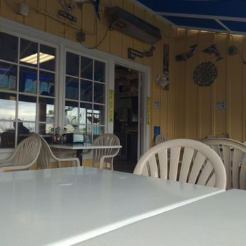 Harbor Fish & Chips - Patio table - Fish & Chips Near Me - Oceanside, California