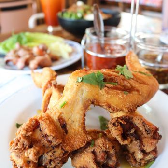 Bird & Buffalo - Chicken wings (gluten-free) - Thai Near Me - Oakland, California