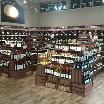 The Fresh Market - Get Wine section - Grocery Near Me - Midlothian, Virginia