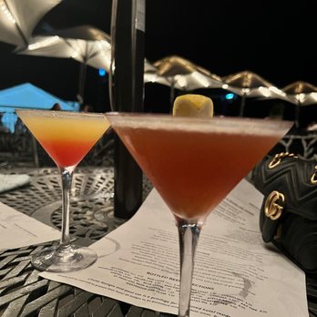 Market Pavilion Hotel - Sweet Tea Cocktail - Hotels Near Me - Charleston, South Carolina Market Pavilion Hotel - Sweet Tea Cocktail - Hotels Near Me - Charleston, South Carolina