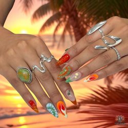 Colorful tropical nail art perfect for vacations, summer events, and nights out in Downtown Chicago.