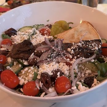 Greek Bistro - Filet mignon salad - Greek Near Me - Glendale, California Greek Bistro - Filet mignon salad - Greek Near Me - Glendale, California