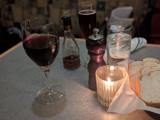 Lorenzo's Trattoria by null