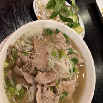 Pho Star Bowl - Flank, brisket round eye steak pho - Vietnamese Near Me - Riverside, California