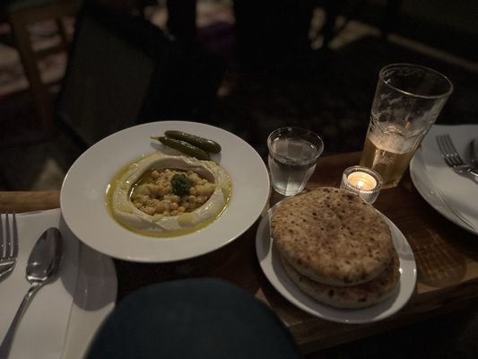 Cafe Ornithology by null