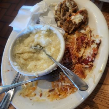 Cracker Barrel Old Country Store - Hard old stale hashbrowns & Uncooked grits!!! - American Near Me - Clearwater, Florida Cracker Barrel Old Country Store - Hard old stale hashbrowns & Uncooked grits!!! - American Near Me - Clearwater, Florida