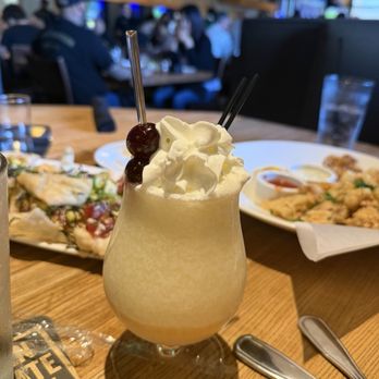 Yard House - Pińa colada - New American Near Me - Chino Hills, California Yard House - Pińa colada - New American Near Me - Chino Hills, California