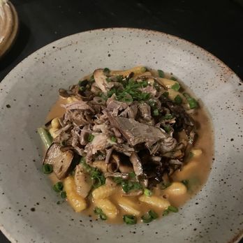 O'Thym - Lamb and maïtake mushrooms (with fresh pasta!) - French Near Me - Montreal, Quebec