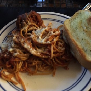 Saraphino's - Spaghetti to-go! - Italian Near Me - Saint Francis, Wisconsin Saraphino's - Spaghetti to-go! - Italian Near Me - Saint Francis, Wisconsin