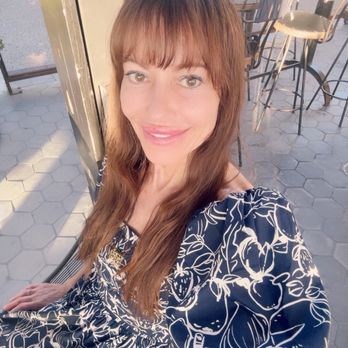 Java Jazz & Soup Nutz - Is it dinner time? Will you play your Gypsy music for me - Coffee & Tea Near Me - Lahaina, Hawaii